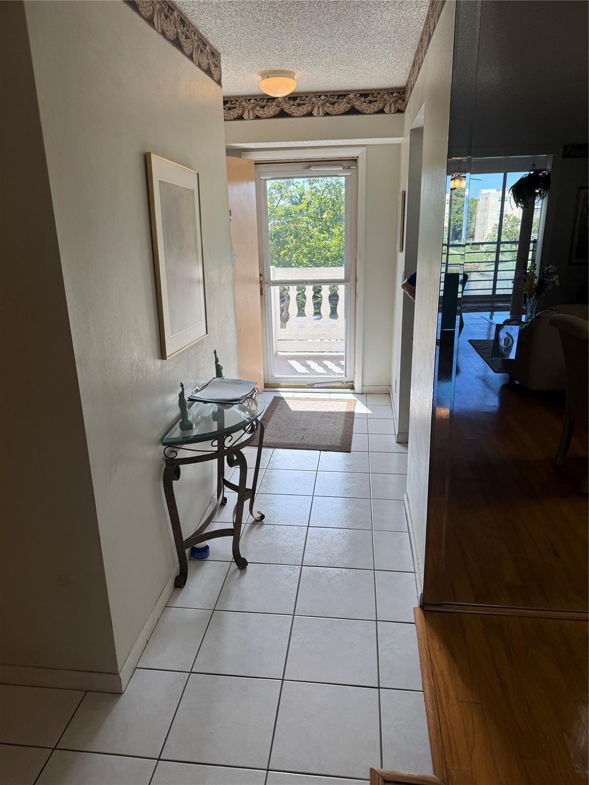 Se 11th Ter, Dania, FL 33004