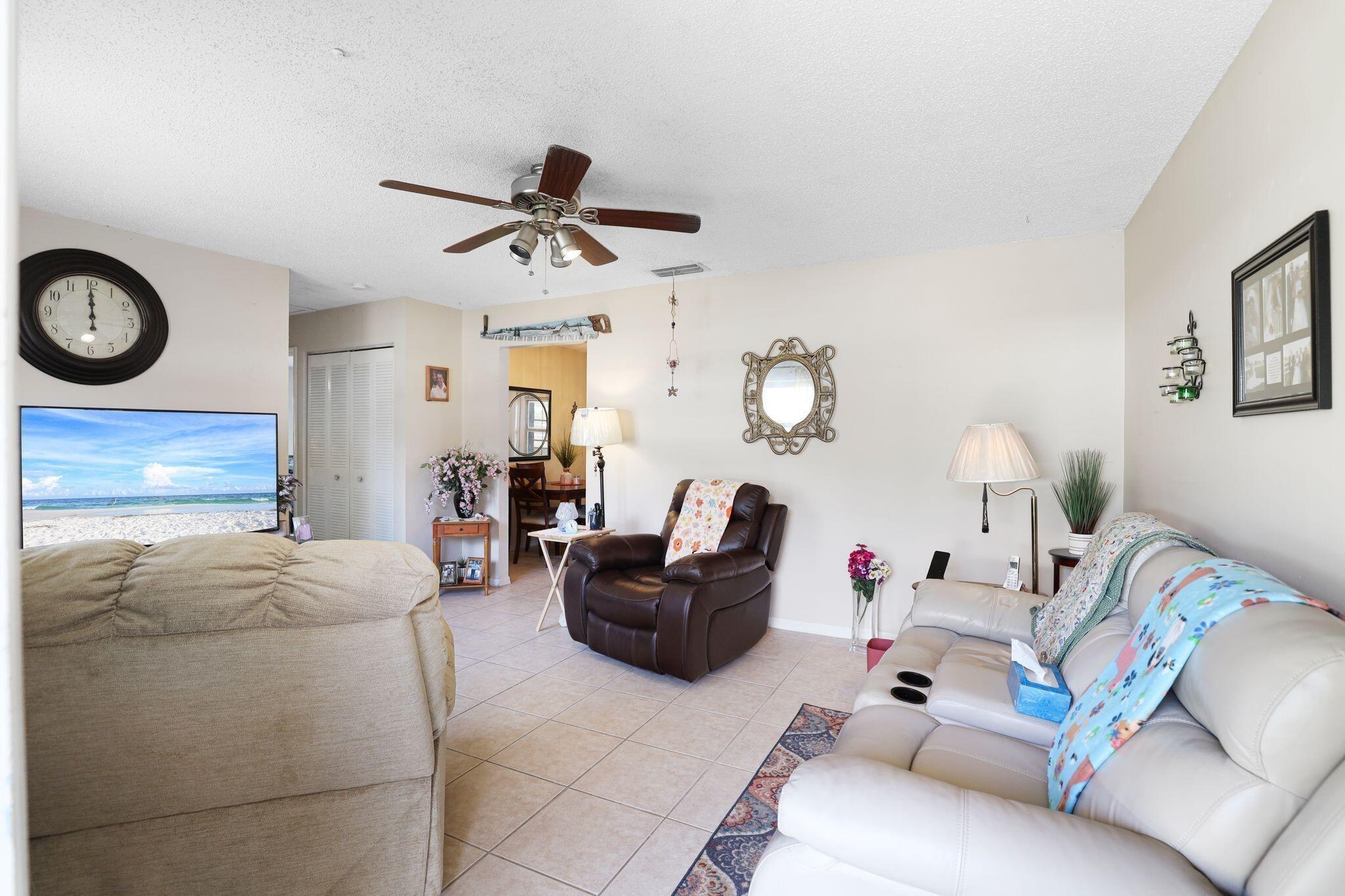S Jenkins Rd, Fort Pierce, FL 34981
