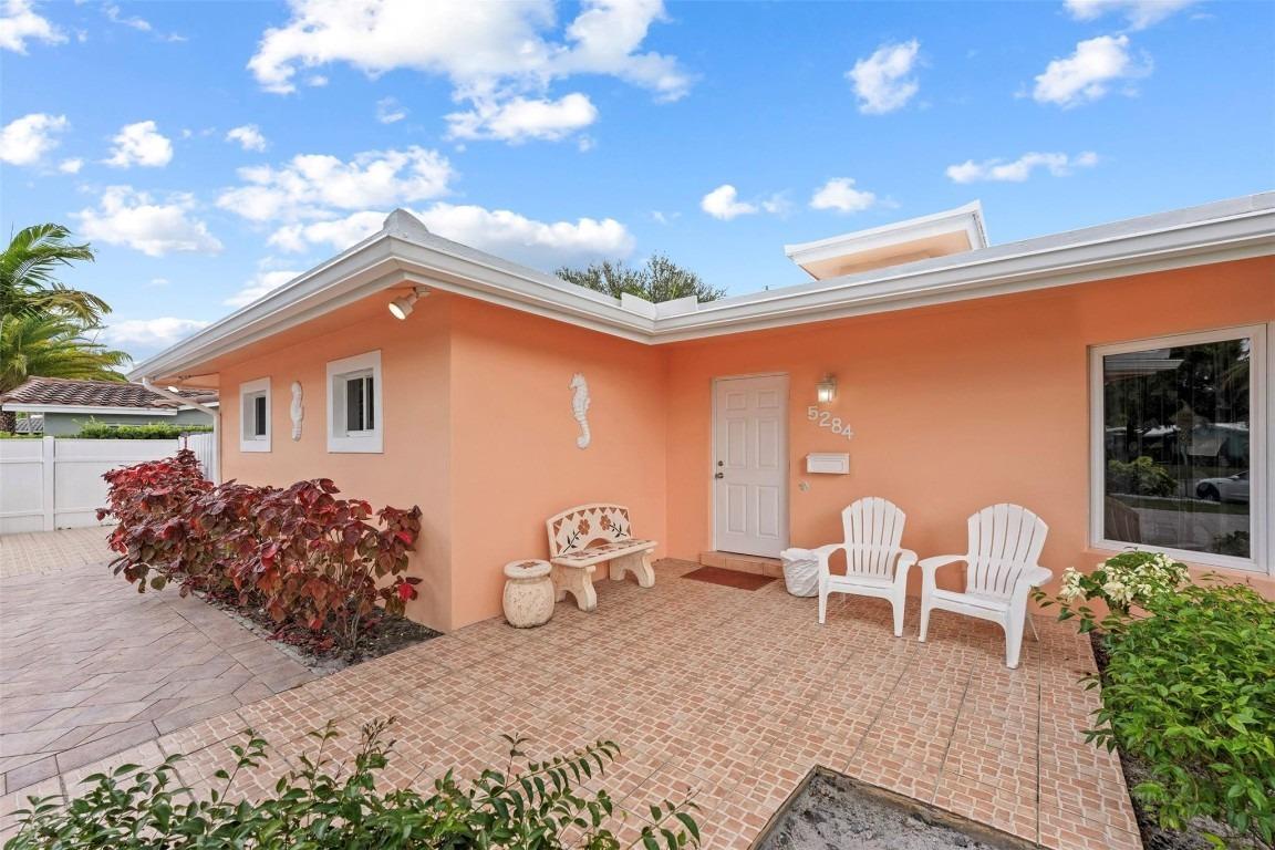 Ne 18th Ter, Fort Lauderdale, FL 33308
