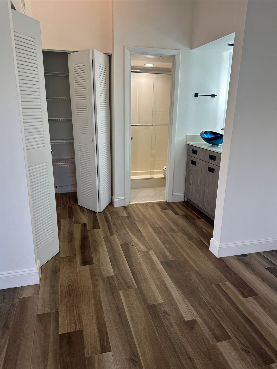 Nw 17th Mnr, Plantation, FL 33322