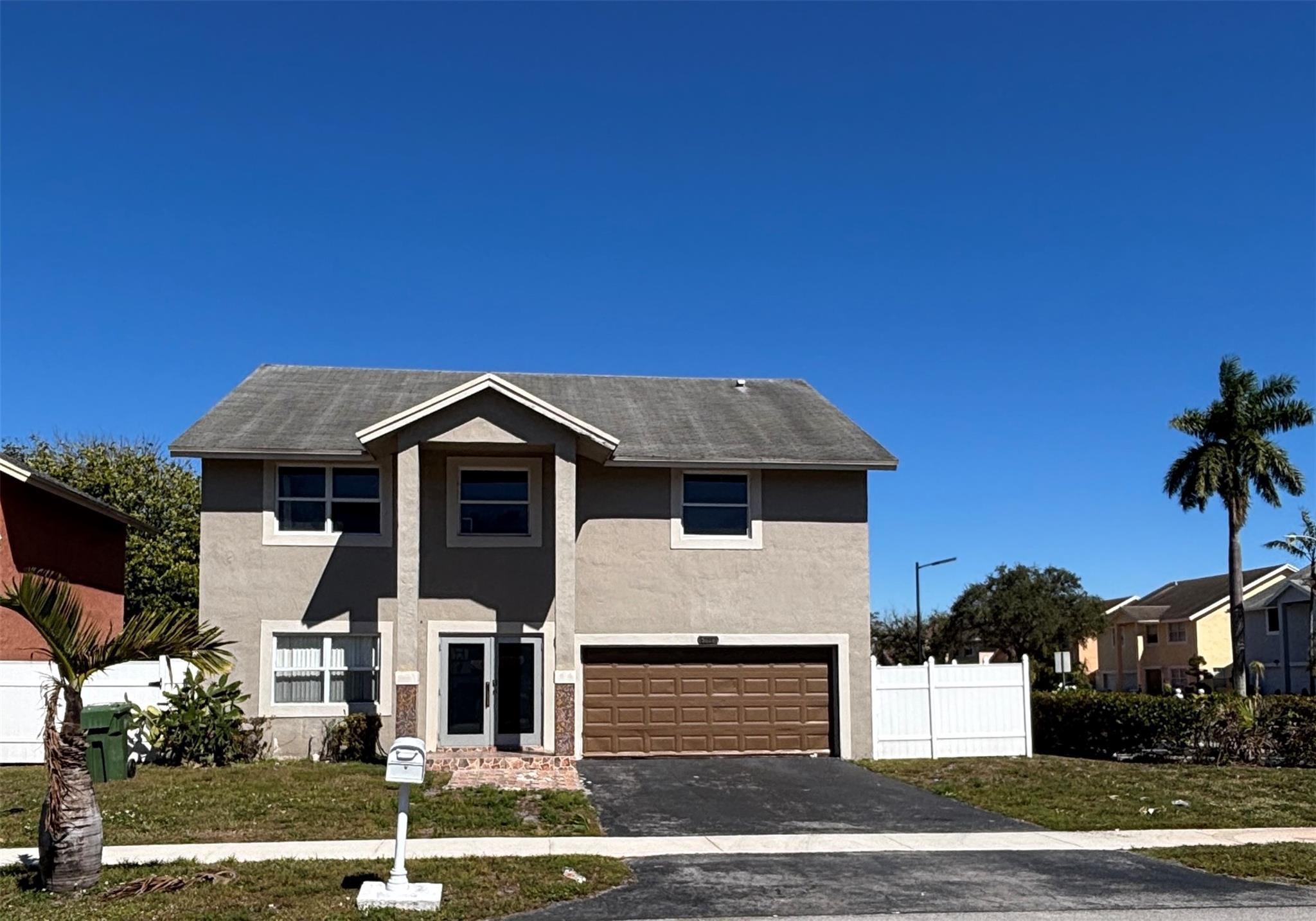 Sw 13th St, Pembroke Pines, FL 33025