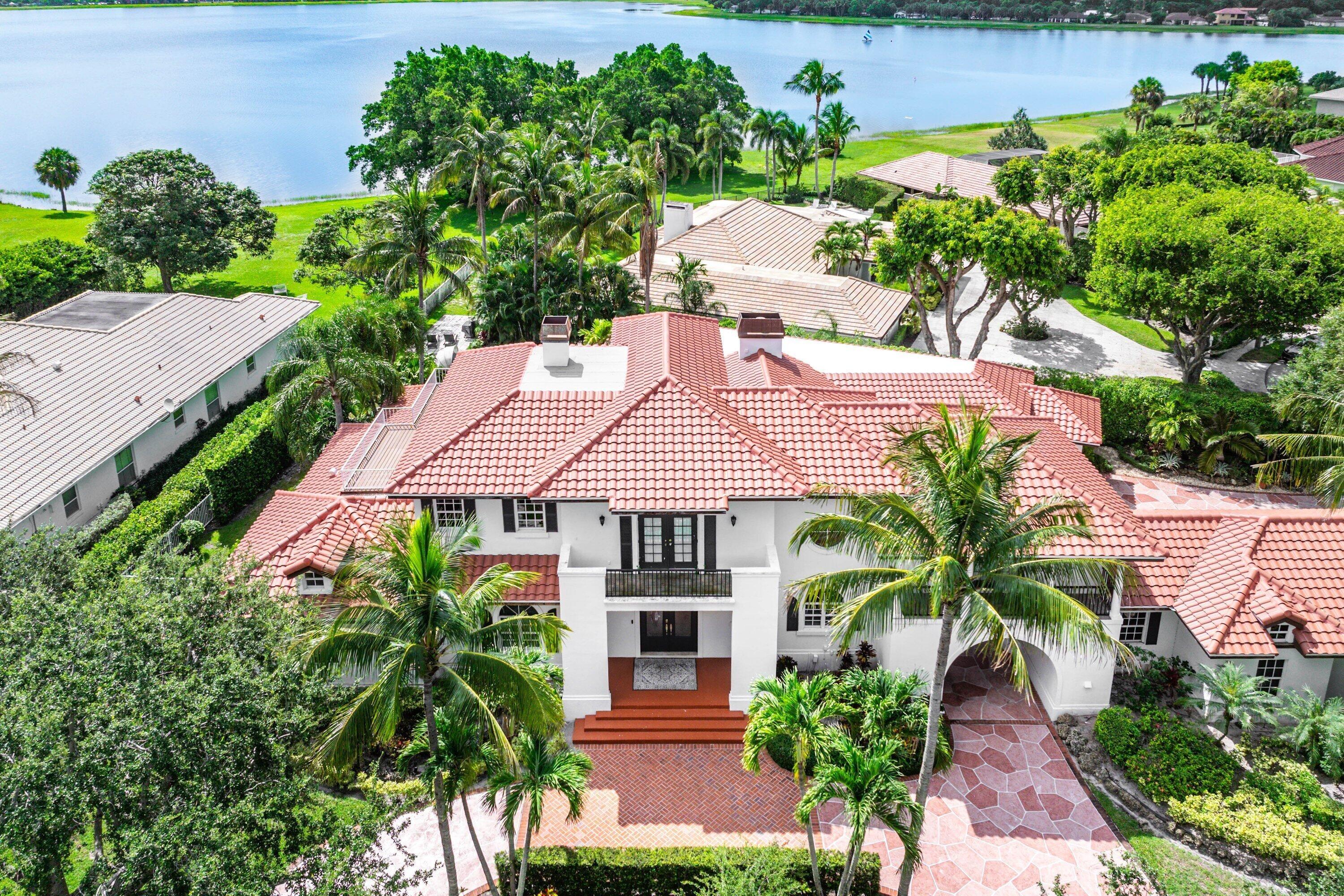 Firestone Cir, West Palm Beach, FL 33401