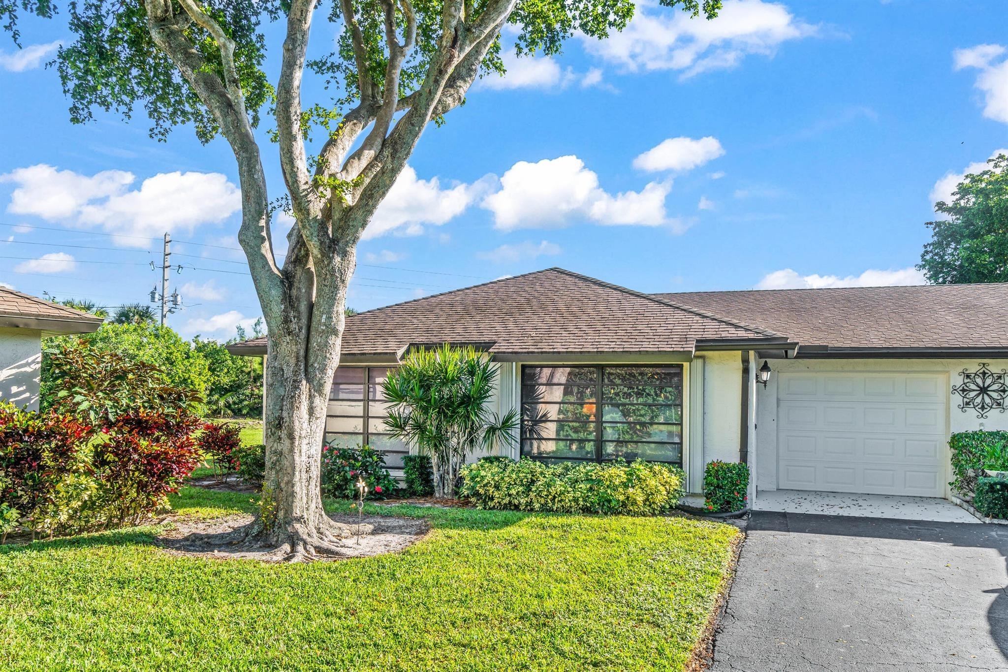 Hawkwood Rd, Boynton Beach, FL 33436