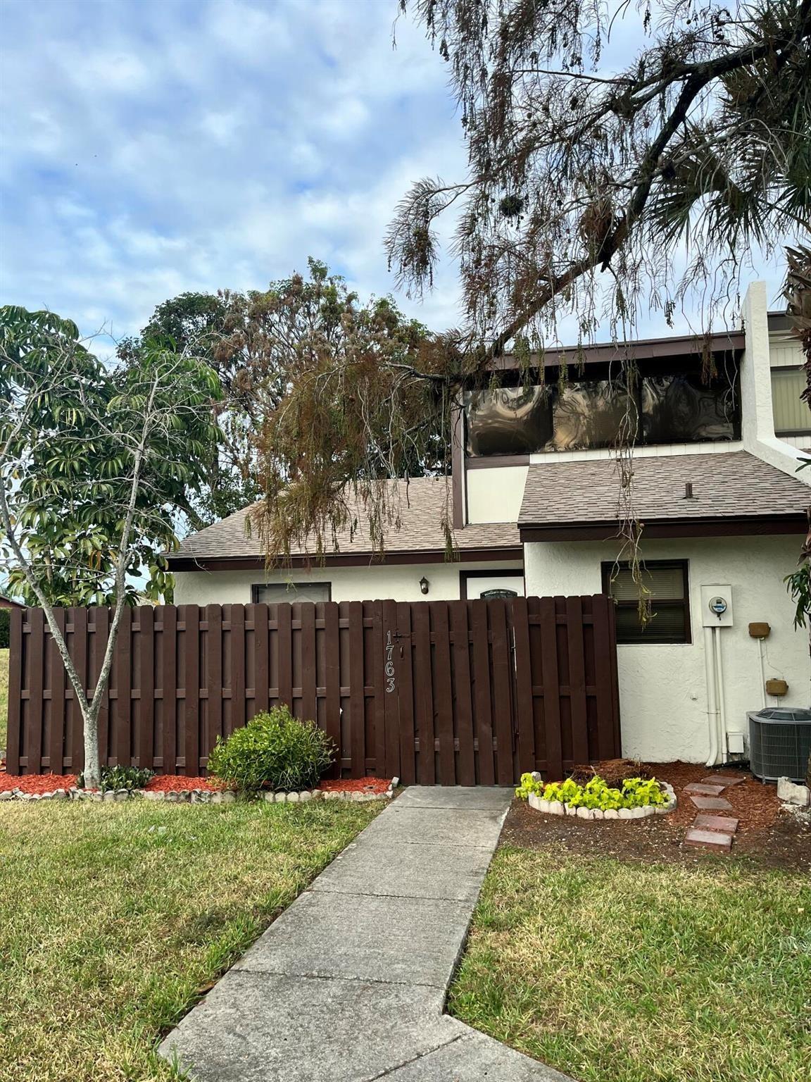 Abbey Rd, West Palm Beach, FL 33415