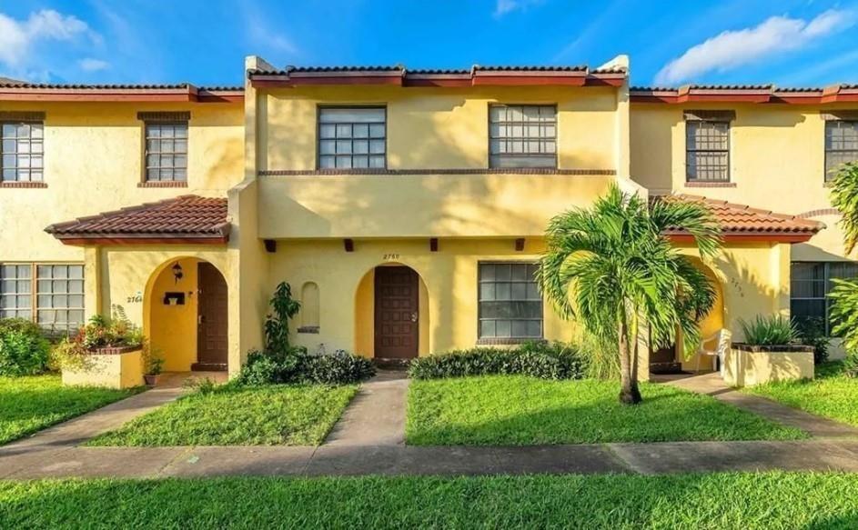 Nw 47th Ln, Lauderdale Lakes, FL 33313