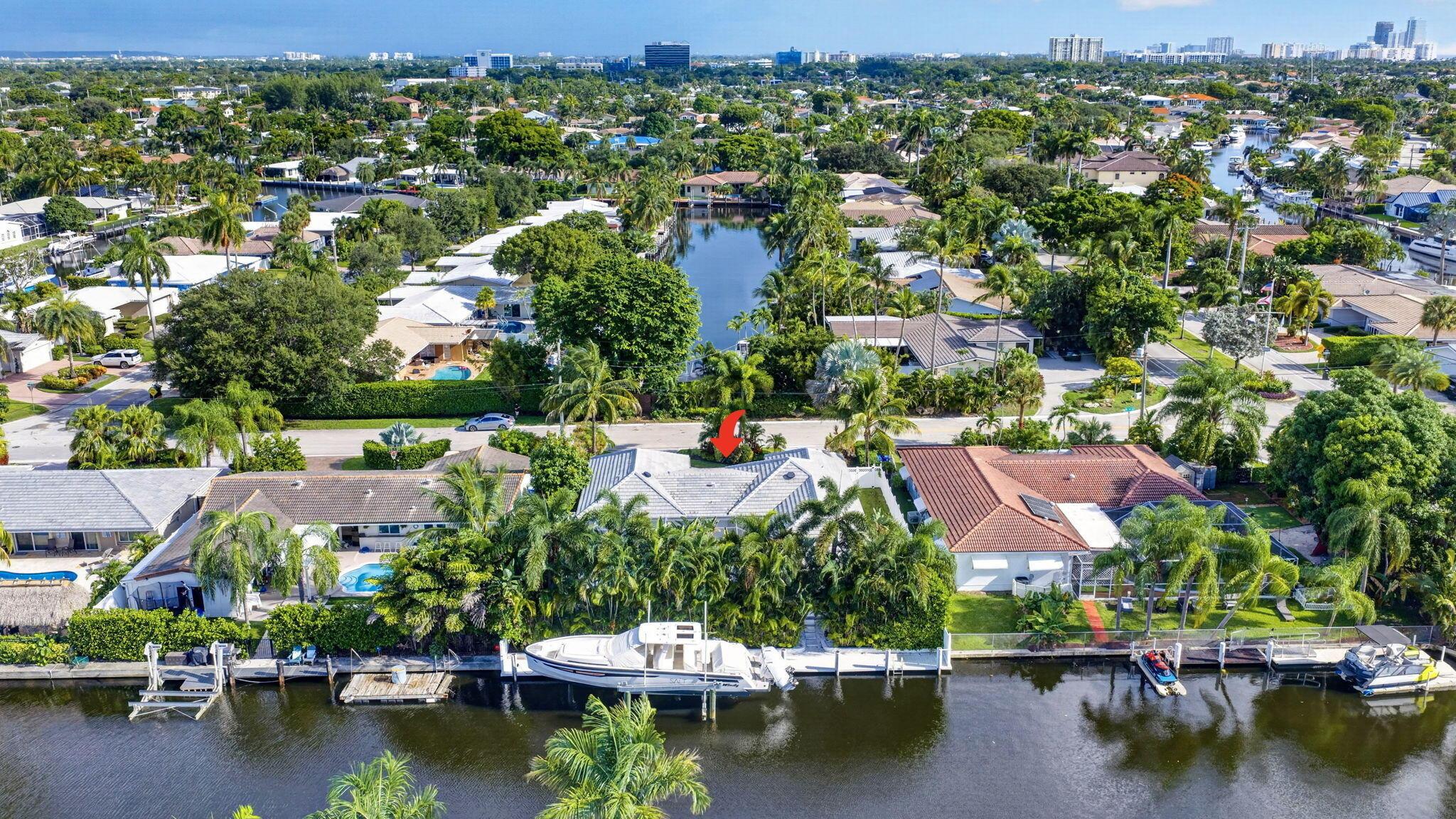Ne 52nd St, Fort Lauderdale, FL 33308