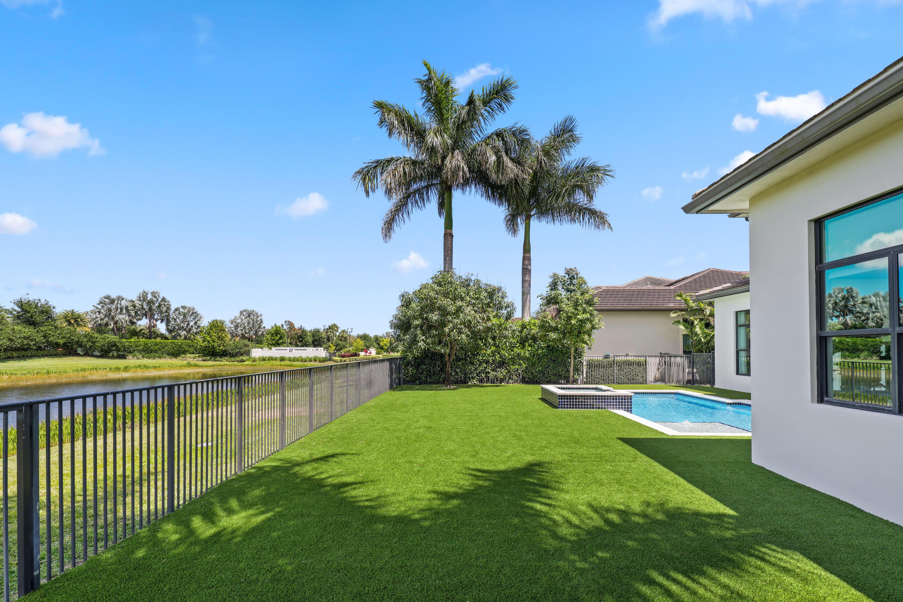 Biaggio Rd, Boca Raton, FL 33496