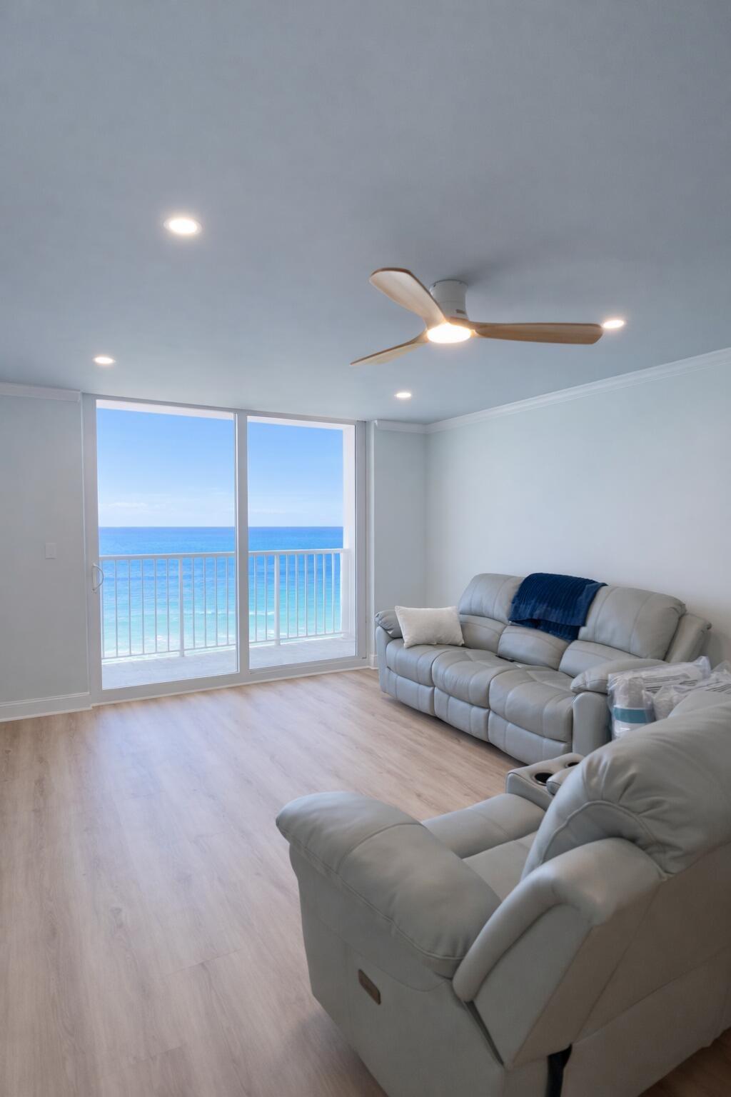 N Surf Rd, Hollywood, FL 33019