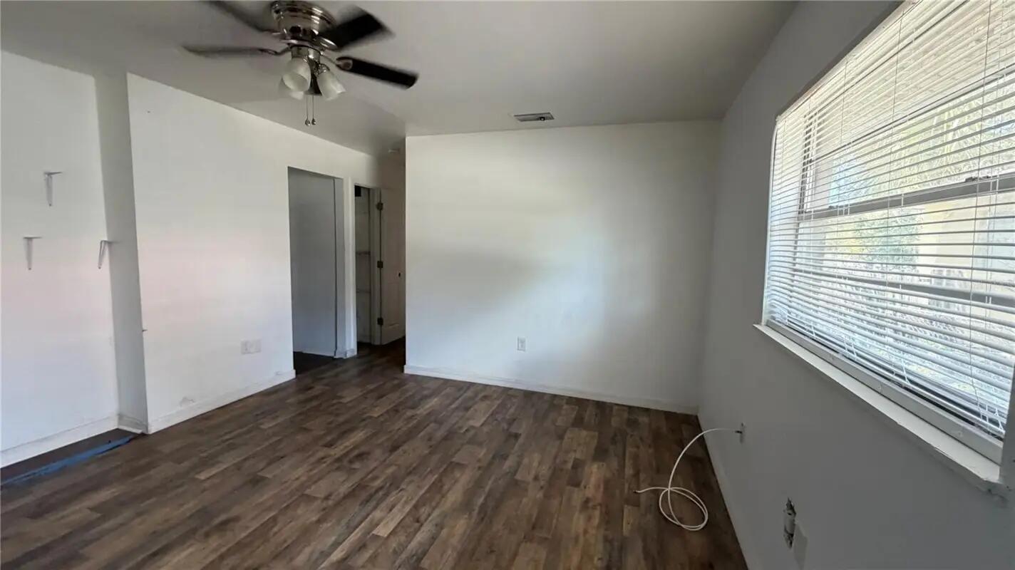 Harris St, Sebring, FL 33870