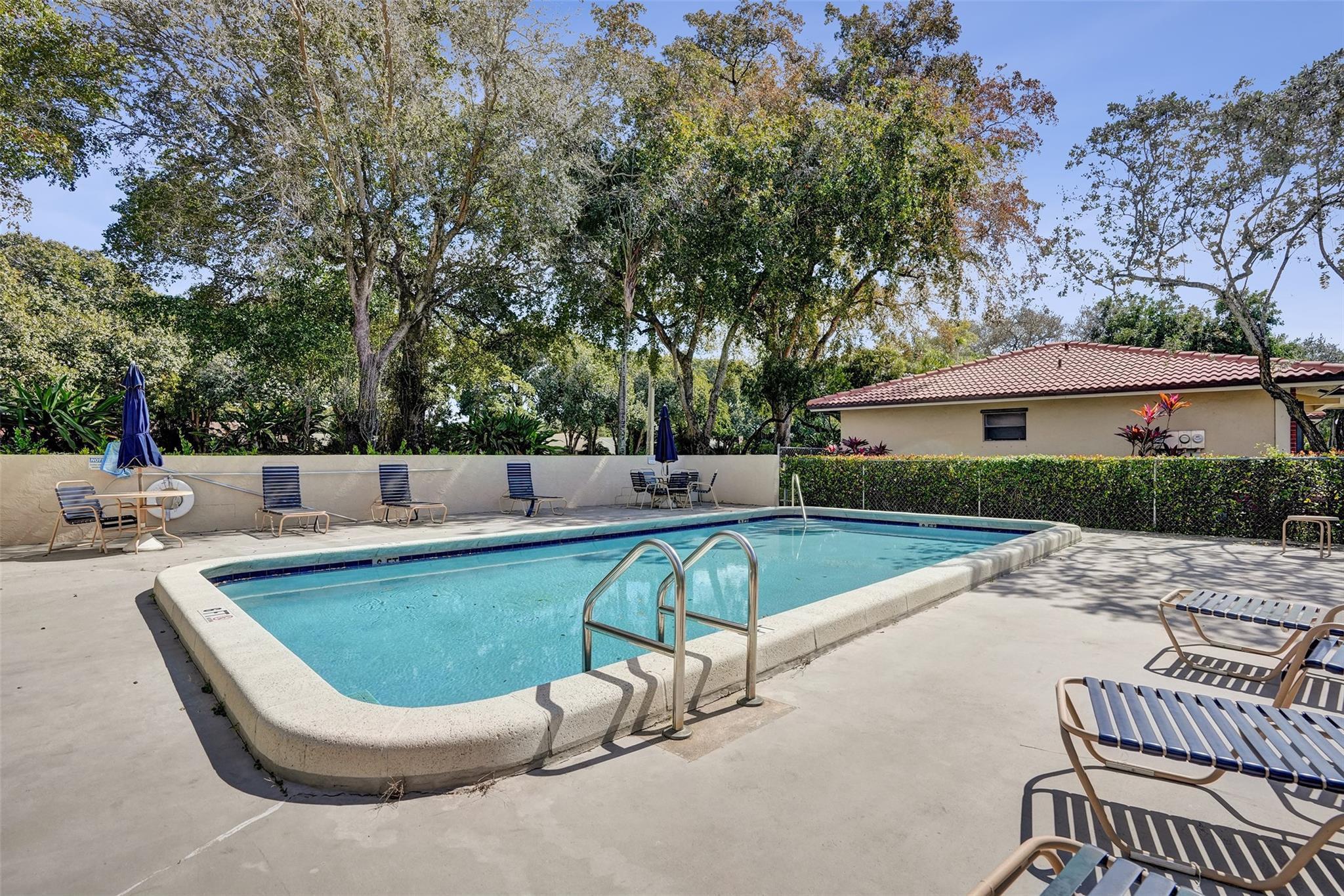 Nw 4th St, Coral Springs, FL 33071