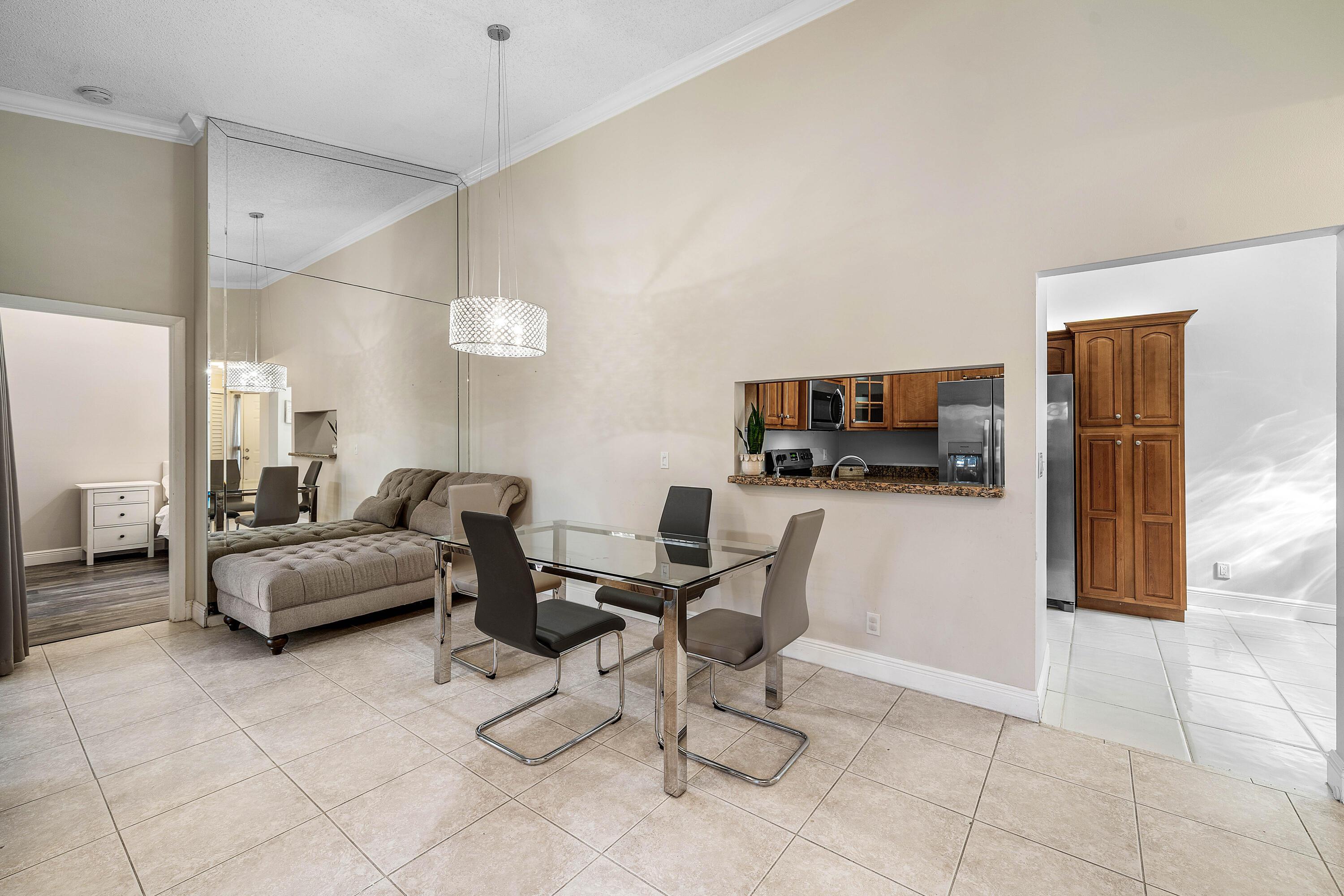Verona Dr, Boynton Beach, FL 33437