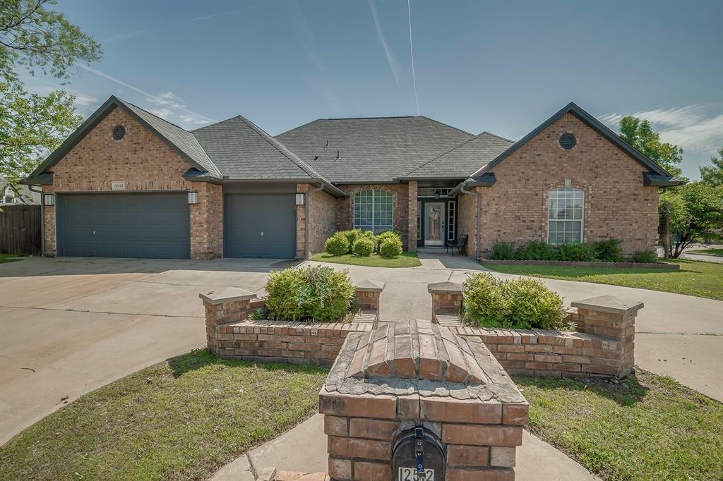 Lorien Way, Oklahoma City, OK 73170