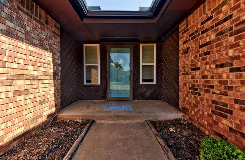 Rolling Hills Ter, Edmond, OK 73012