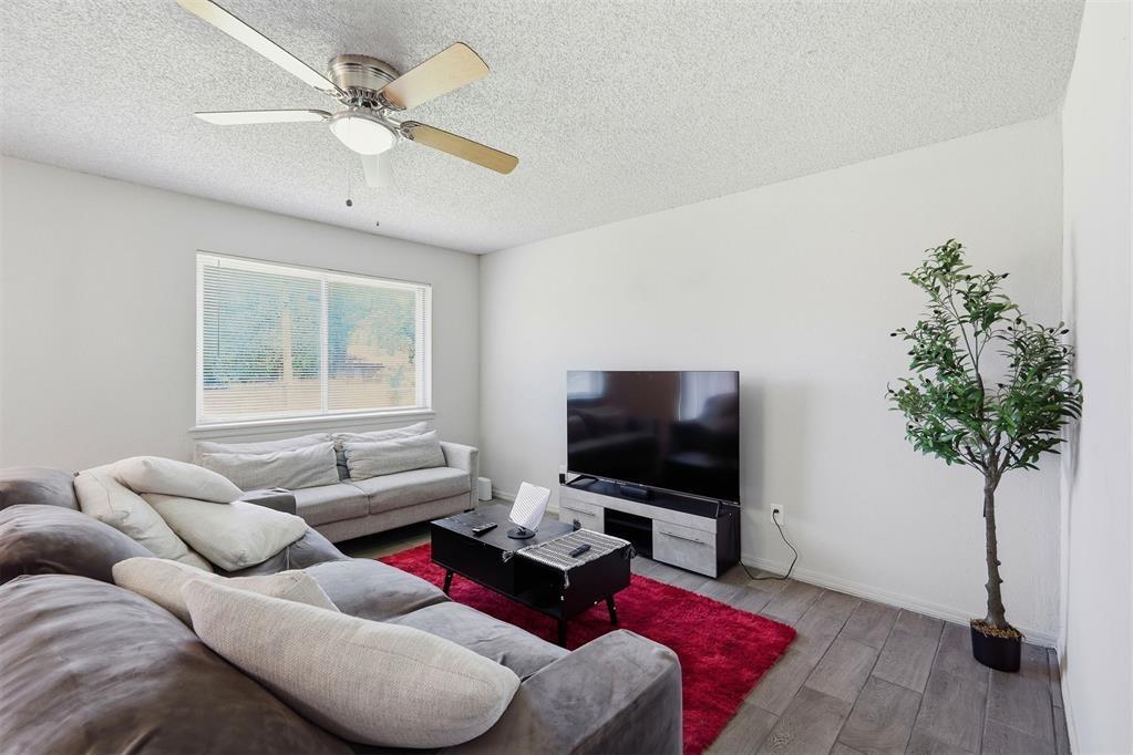 W Campbell Dr, Oklahoma City, OK 73110