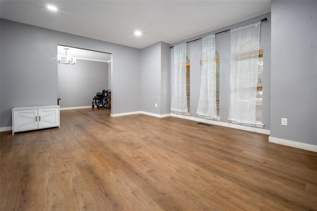 Brentford Ter, Oklahoma City, OK 73132