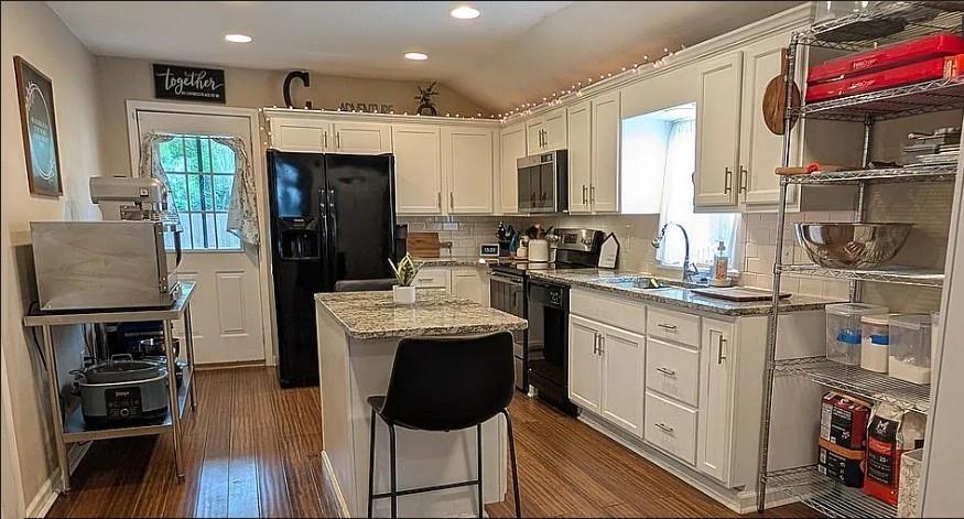 W Pulaski St, Shawnee, OK 74804