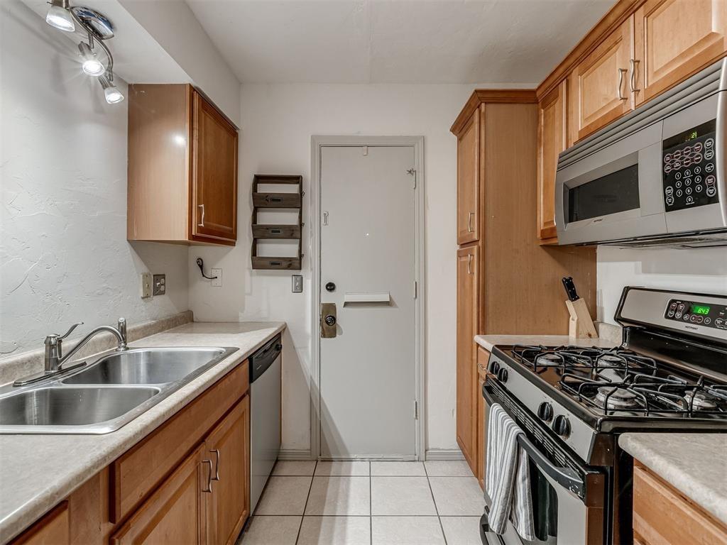 N Meridian Ave, Oklahoma City, OK 73116
