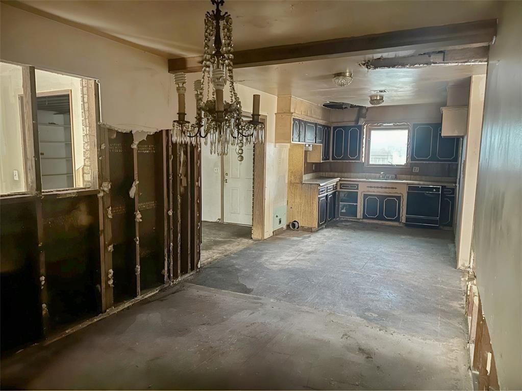 N Redmond Ave, Oklahoma City, OK 73127
