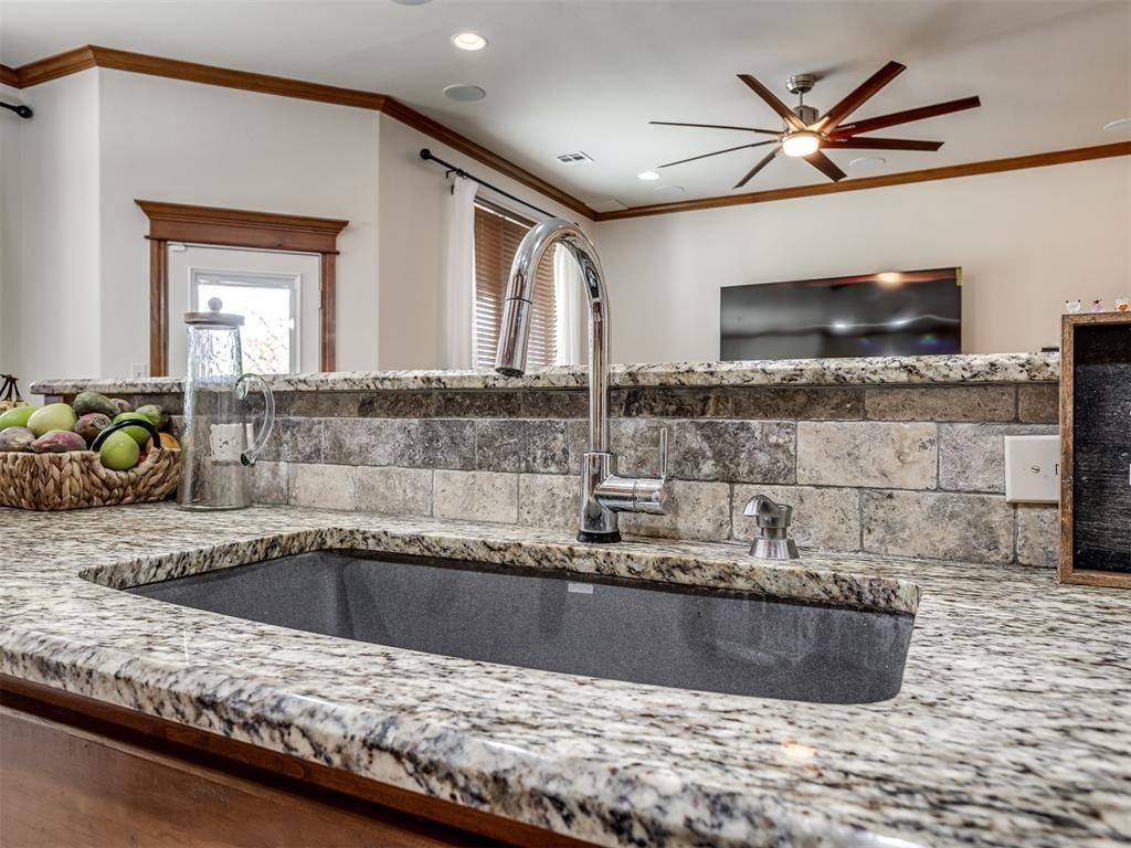E 1000 Rd, Harrah, OK 73045