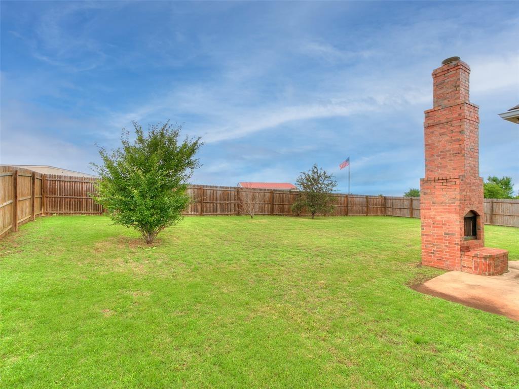 Arbuckle Dr, Edmond, OK 73025