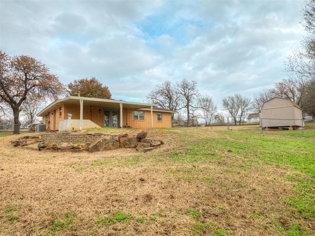Stewart Ave, Choctaw, OK 73020