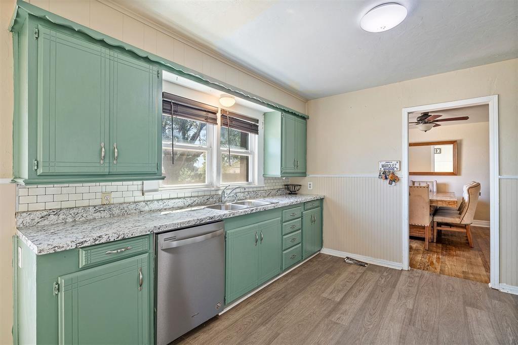 N Park St, El Reno, OK 73036