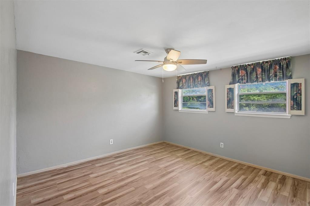 Laneway Dr, Oklahoma City, OK 73159
