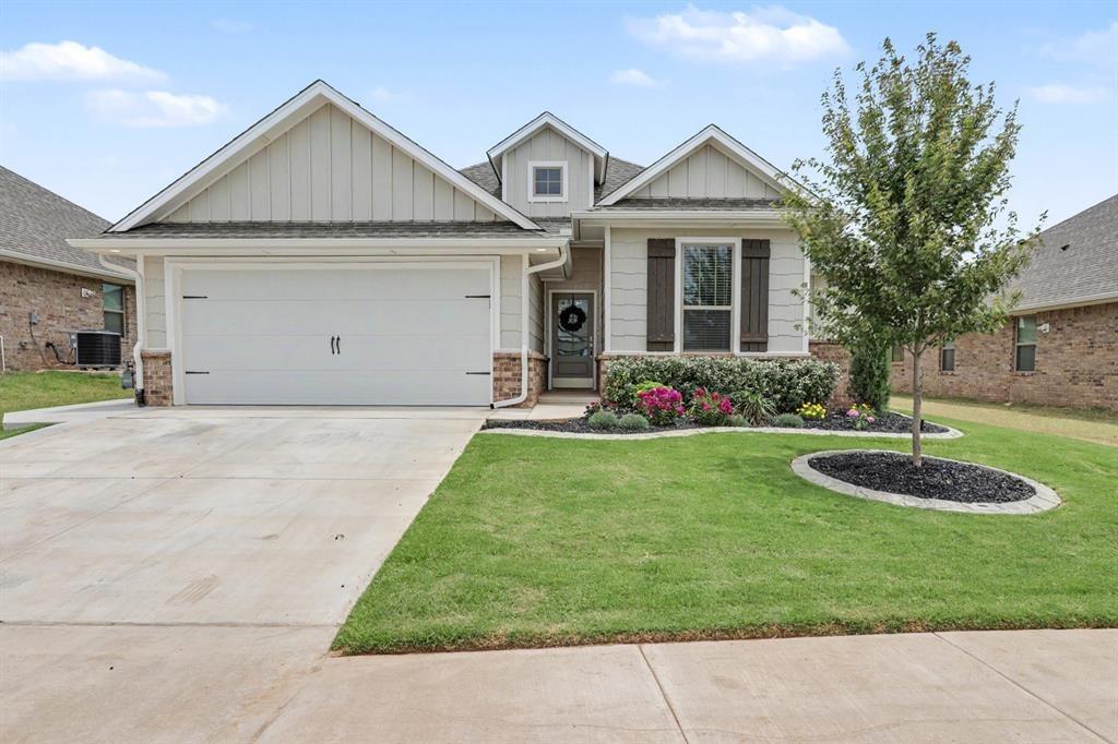 Mangrove Rd, Edmond, OK 73034