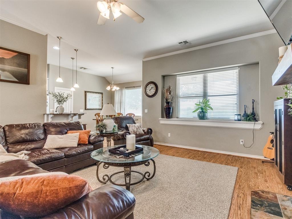Martina Ln, Edmond, OK 73034