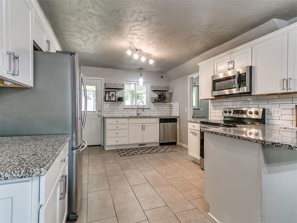 Mockingbird Ln, Edmond, OK 73034