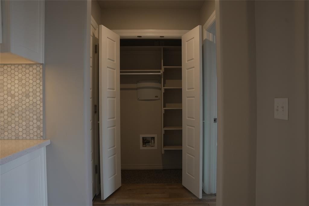 Bing Cir, Edmond, OK 73034
