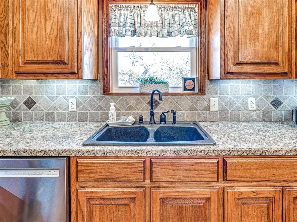 County Street 2590, Binger, OK 73009