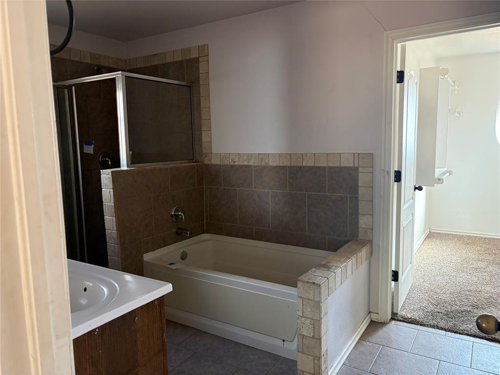 Woodbend Dr, Oklahoma City, OK 73135