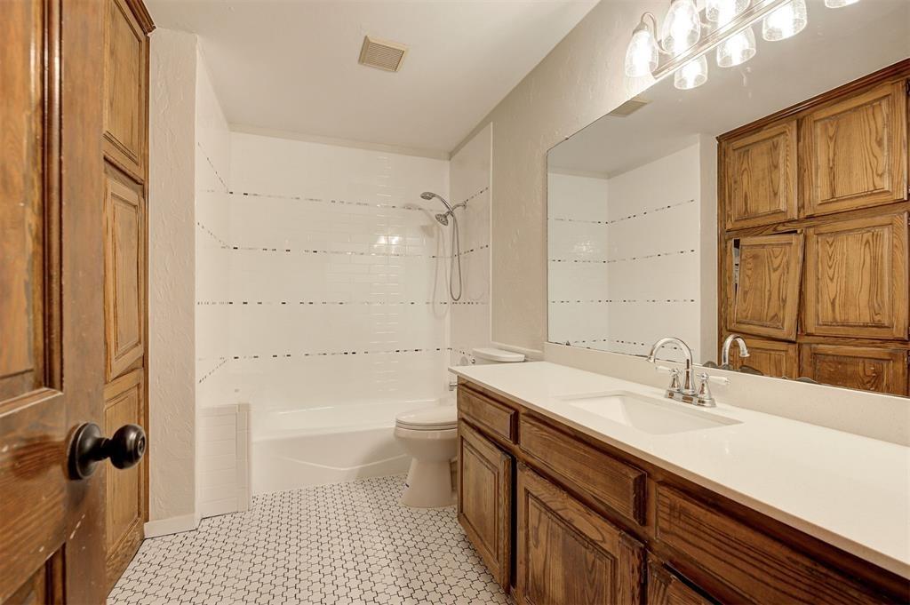 Pony Rd, Oklahoma City, OK 73134