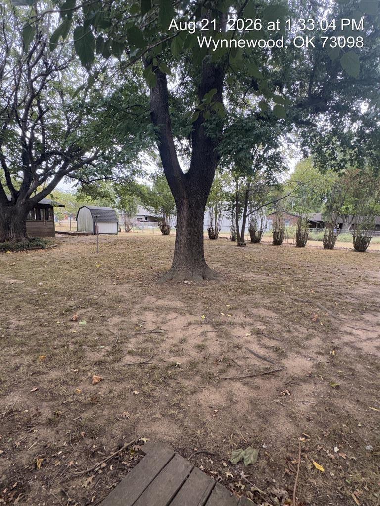 E Indianola St, Wynnewood, OK 73098