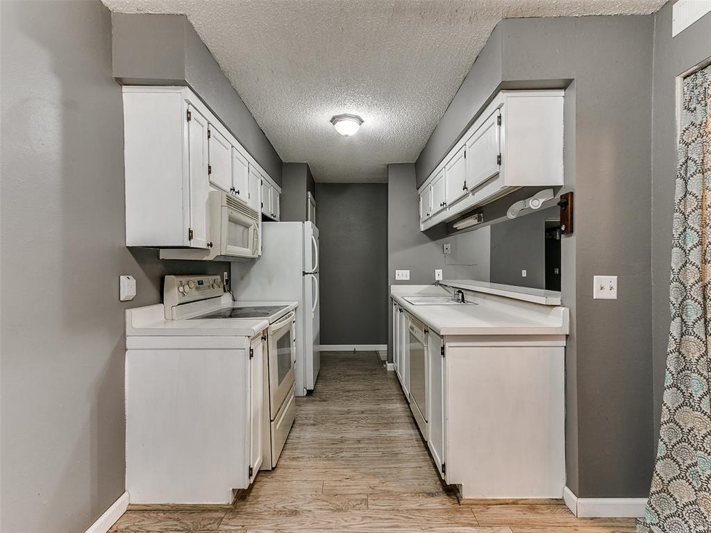 Cardinal Creek Blvd, Norman, OK 73072