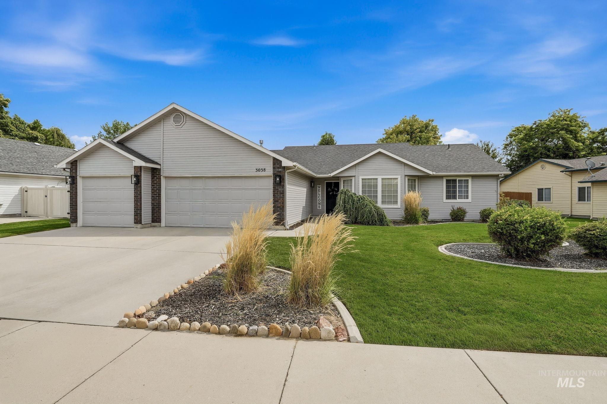 N Thames Ave, Meridian, ID 83646