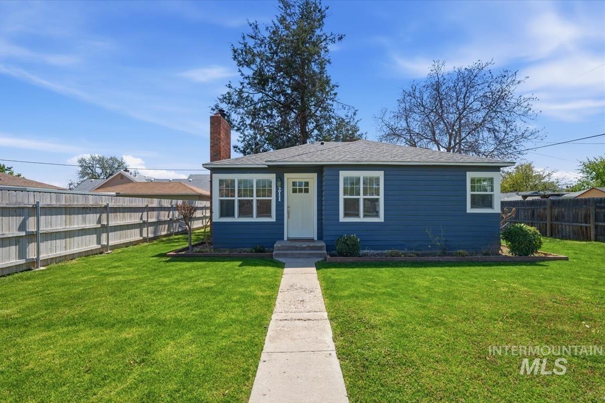 W Dewey Ave, Nampa, ID 83686