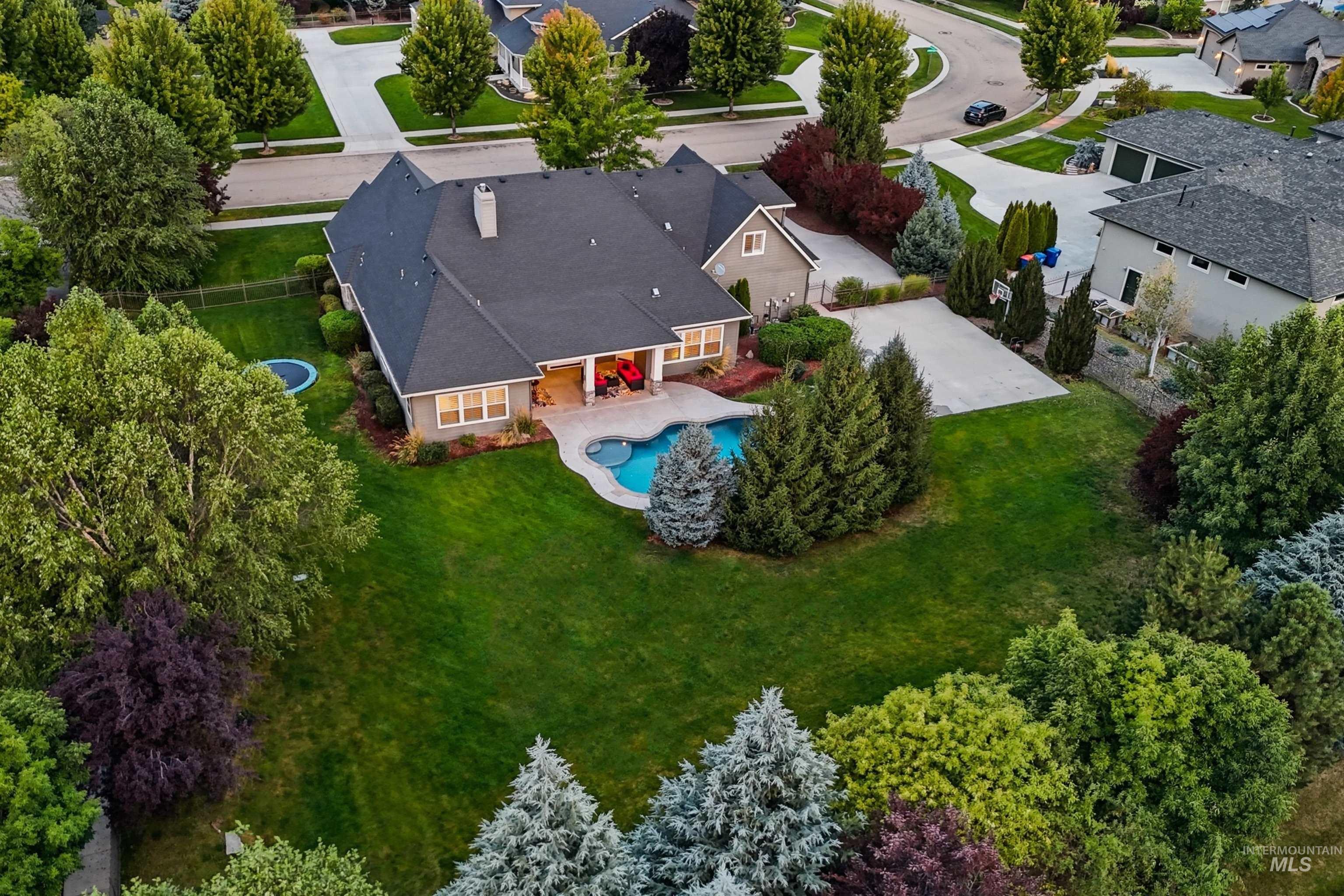 N Lionbridge Ave, Eagle, ID 83616
