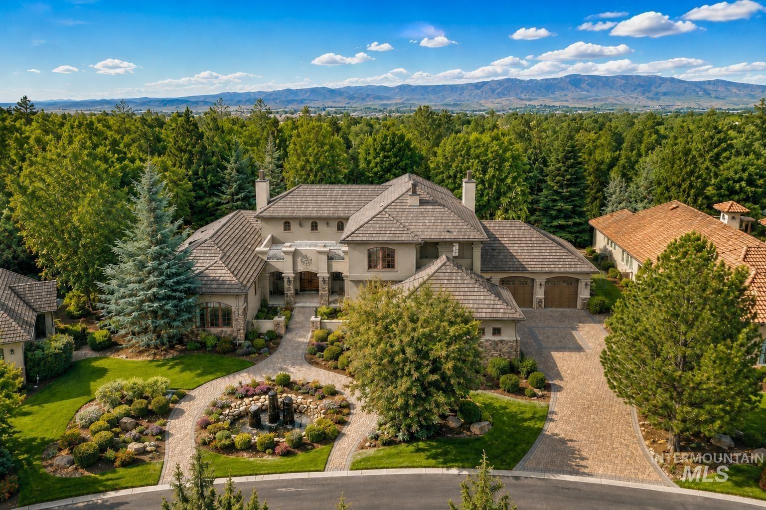 W Shearwater Ln, Eagle, ID 83616