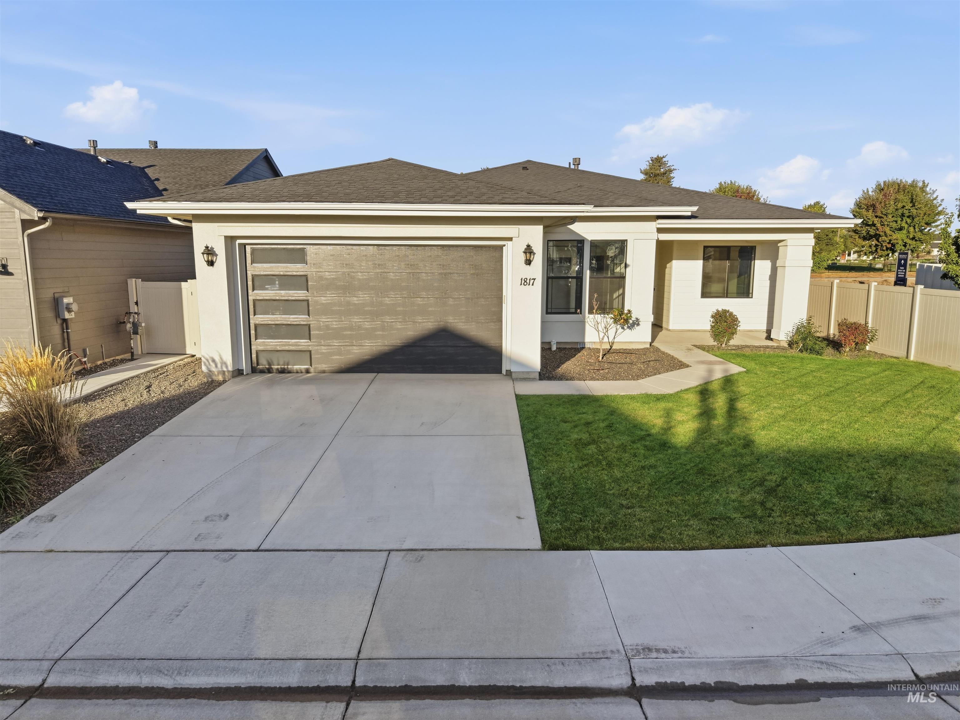 N Burnam Ave, Star, ID 83669