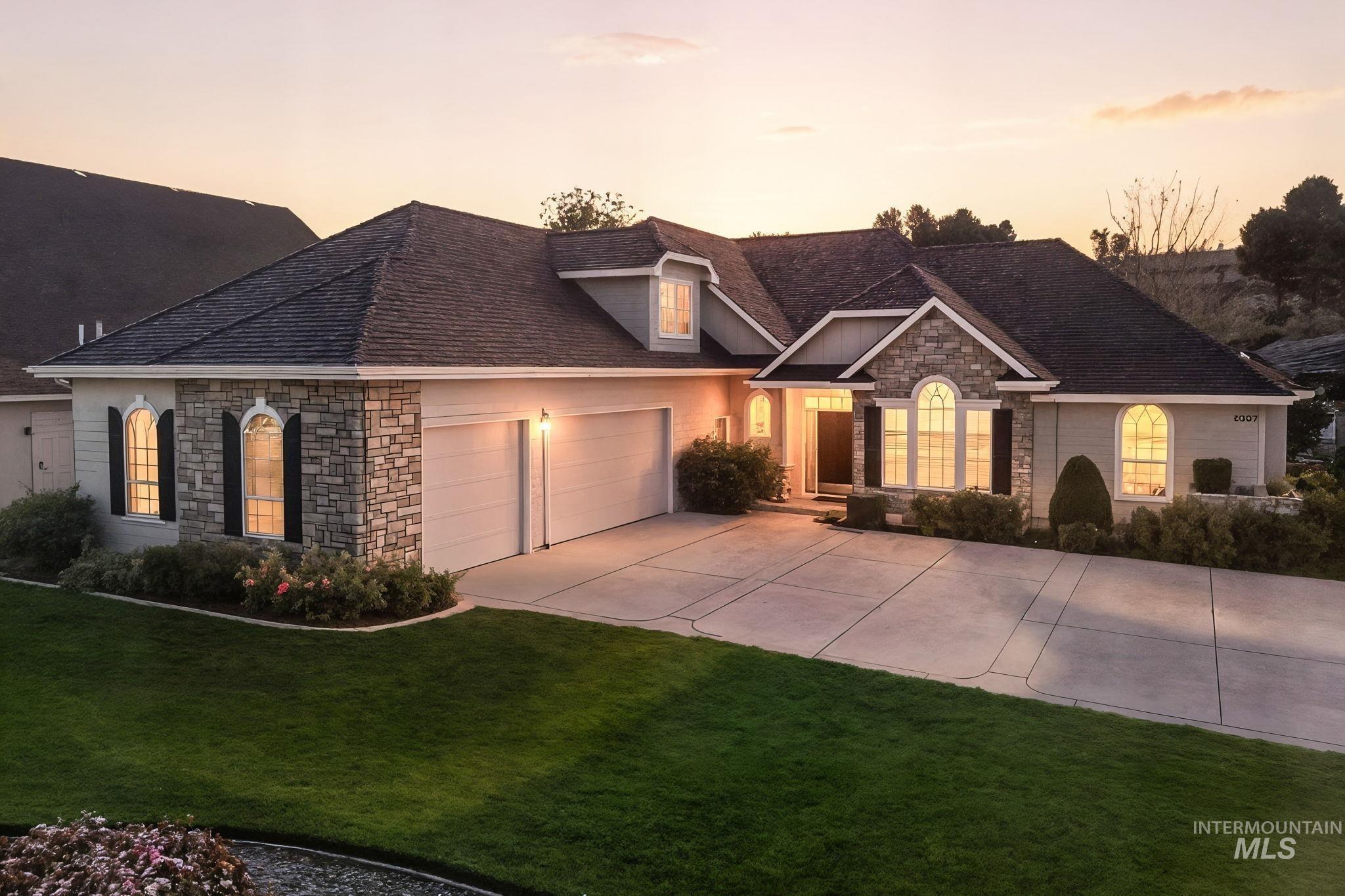 W Oakhampton Dr, Eagle, ID 83616