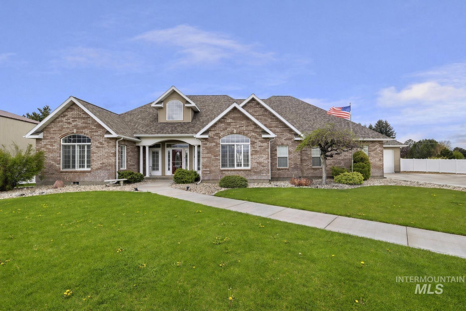 E 3707 N, Twin Falls, ID 83301