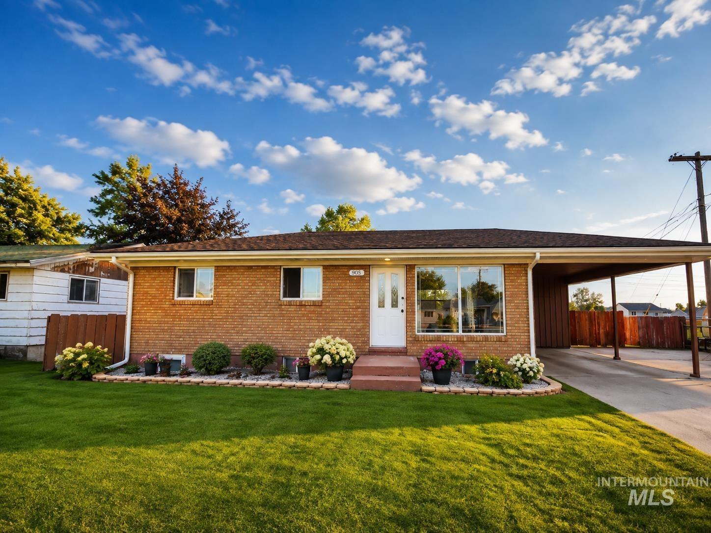 15th Dr, Rupert, ID 83350