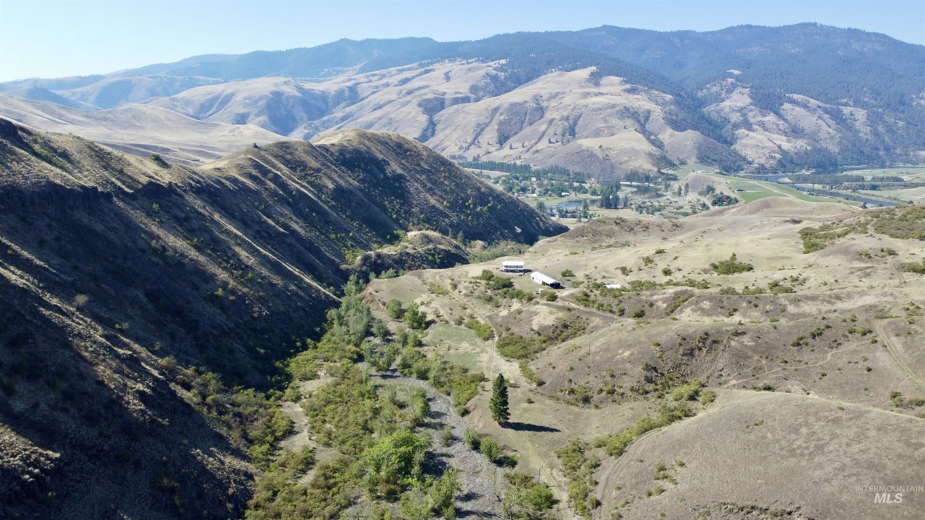 Wingfield Ln, White Bird, ID 83554