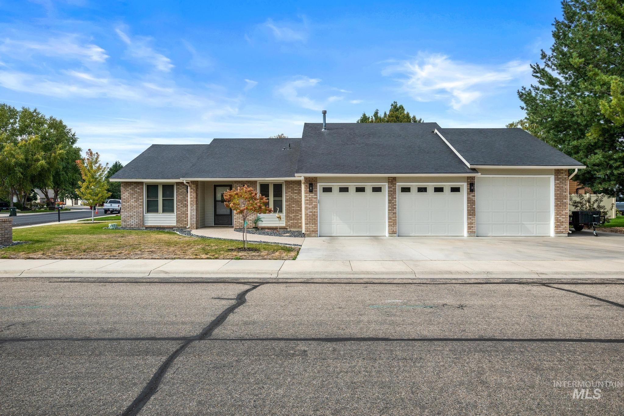 N Sea Cove Way, Meridian, ID 83646