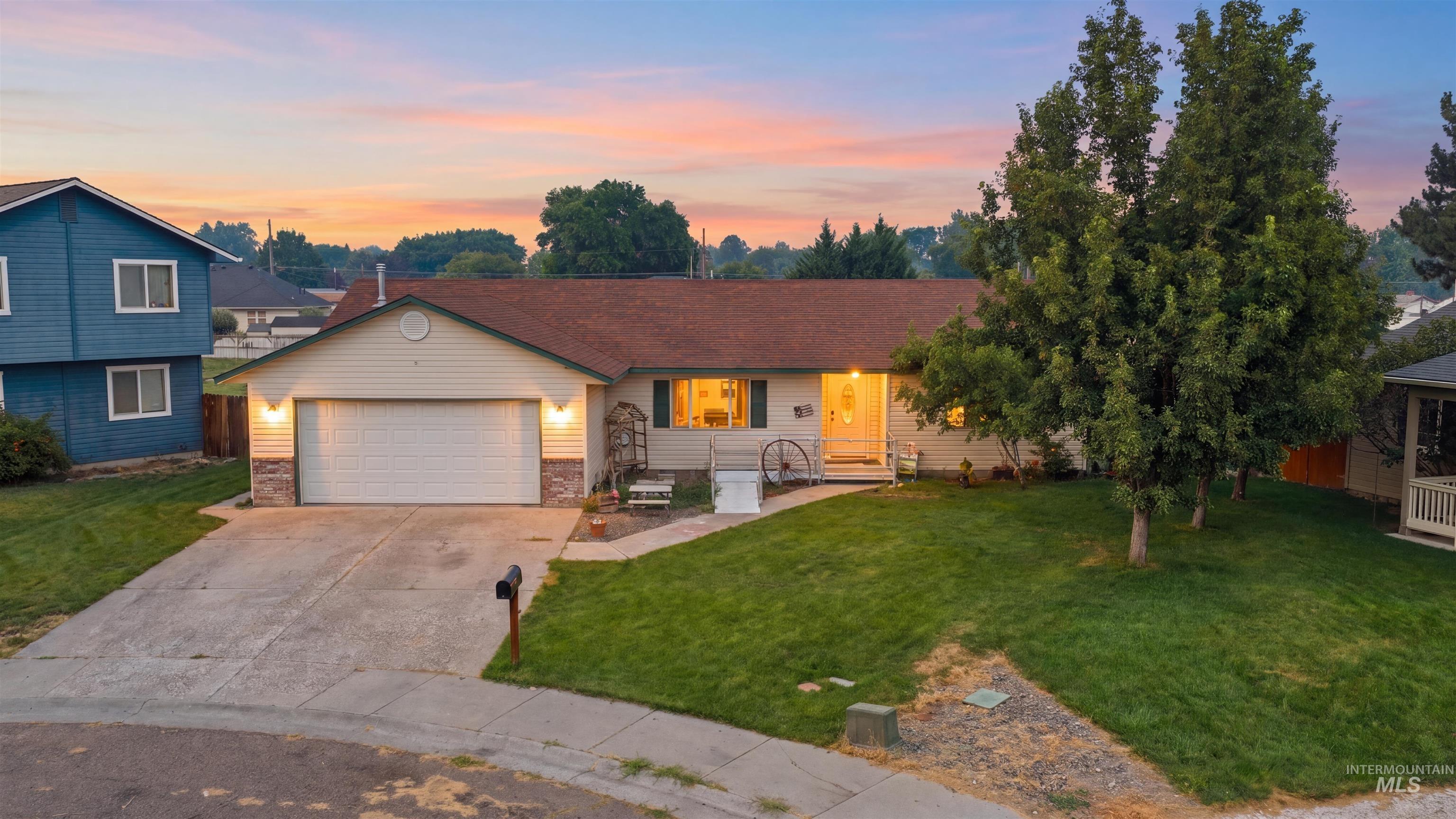 Maple Dr, Weiser, ID 83672