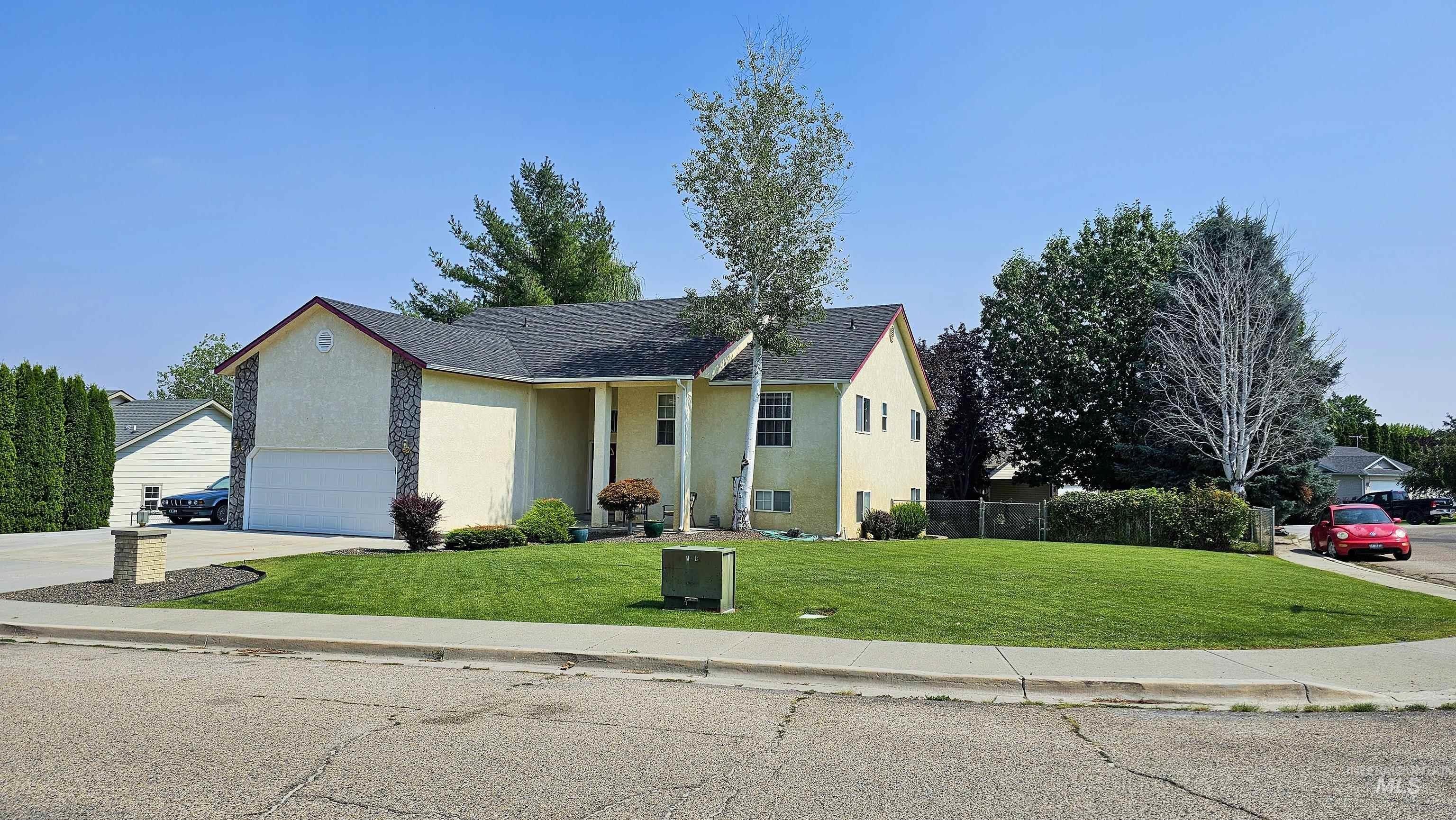 Hughes Dr, Payette, ID 83661