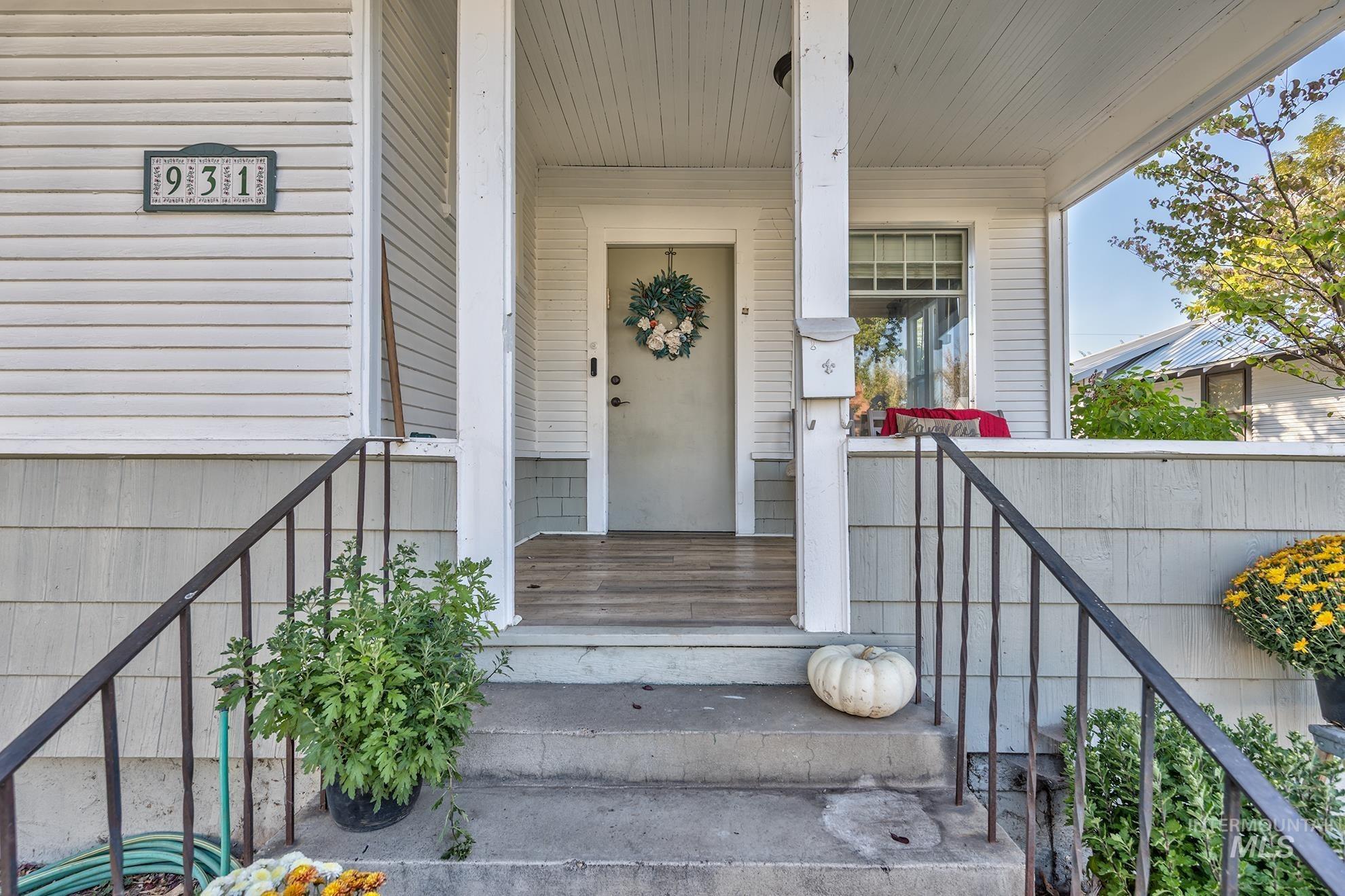 W 3rd St, Weiser, ID 83672