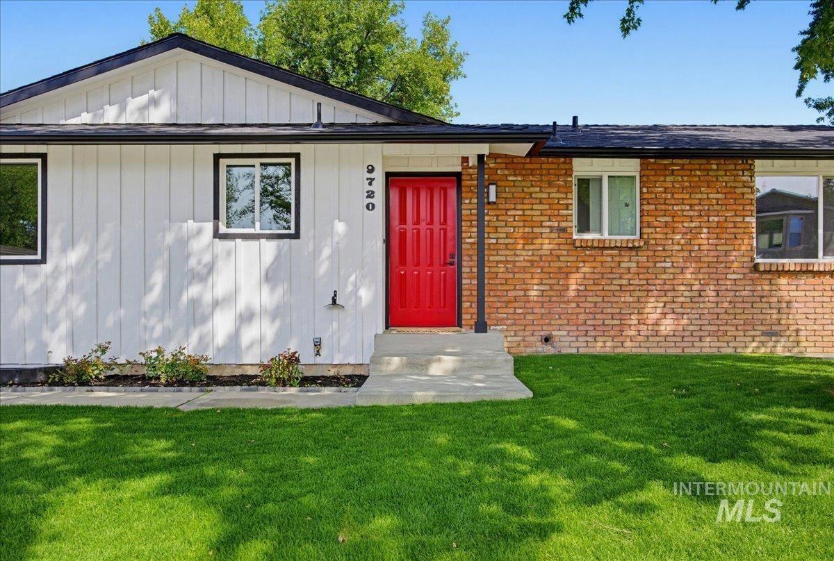 W Whirlaway Dr, Boise, ID 83704